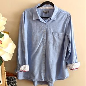 ♥️2/$25 Bundle!♥️ Alexander Jordan Chambray Top